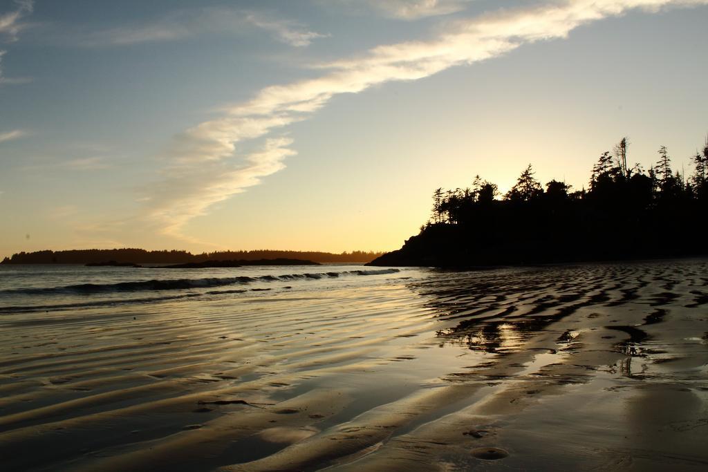 Mackenzie Beach Resort Tofino Exterior foto